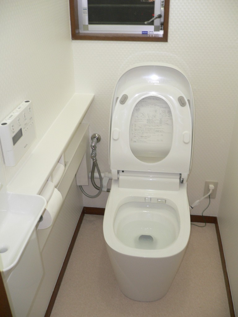 Ｆ様邸アラウーノ施工様子