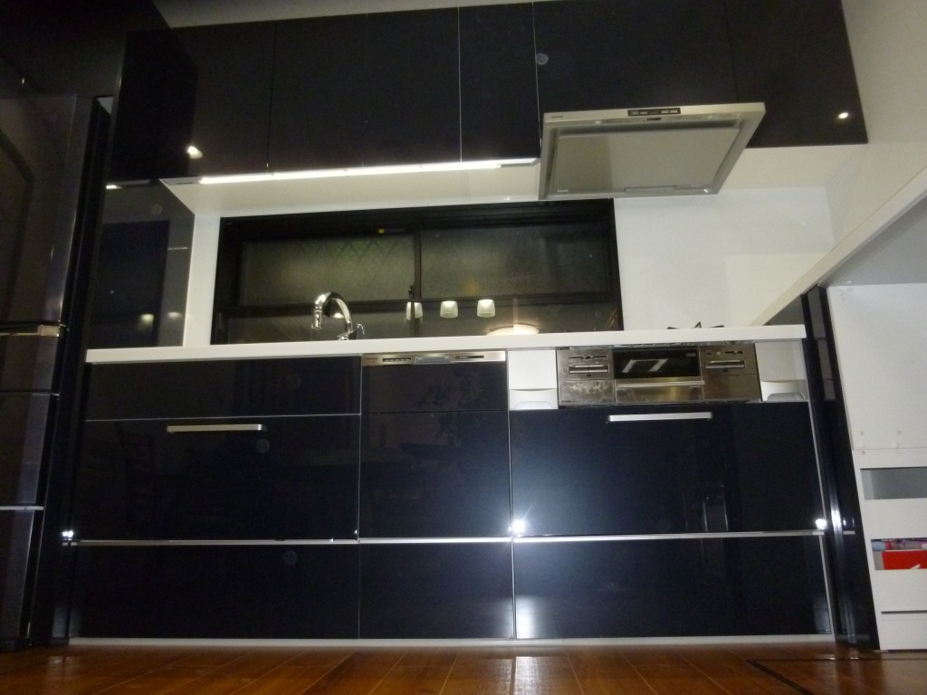 M様邸　キッチン改修・フローリング工事