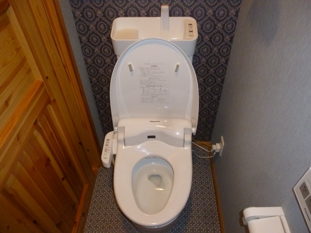 K様邸　トイレ改修アラウーノV