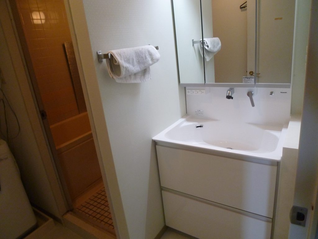 Y様　マンション洗面所