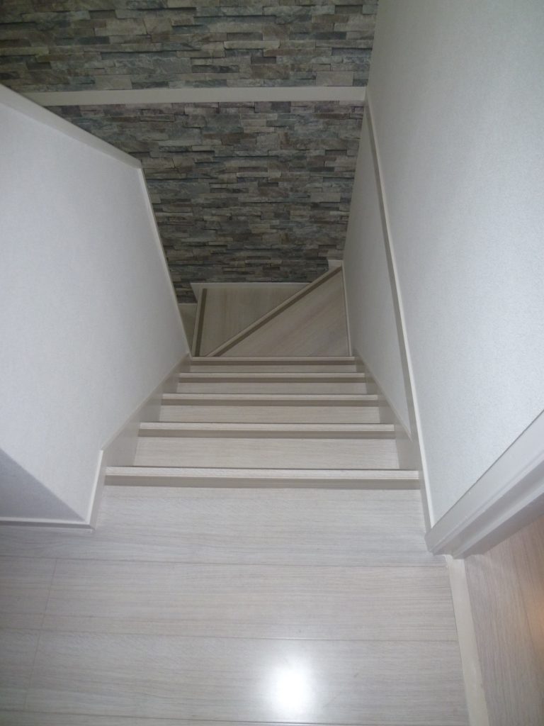 Ｙ様邸　リフォーム階段＆クロス